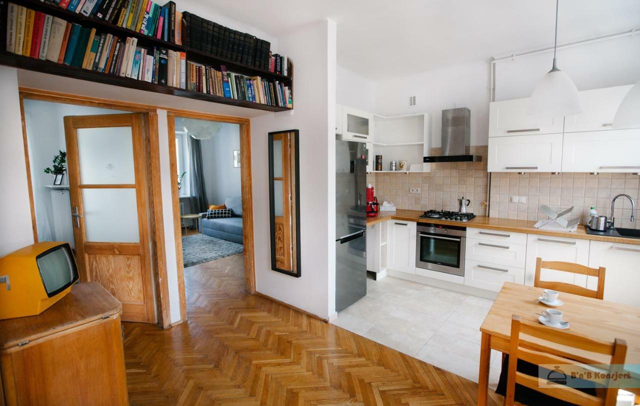 Apartment Concierge Bracka Retro Flat *